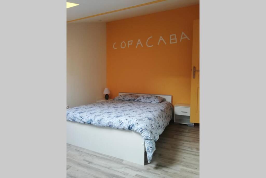 Copacabana La Fere Exteriér fotografie